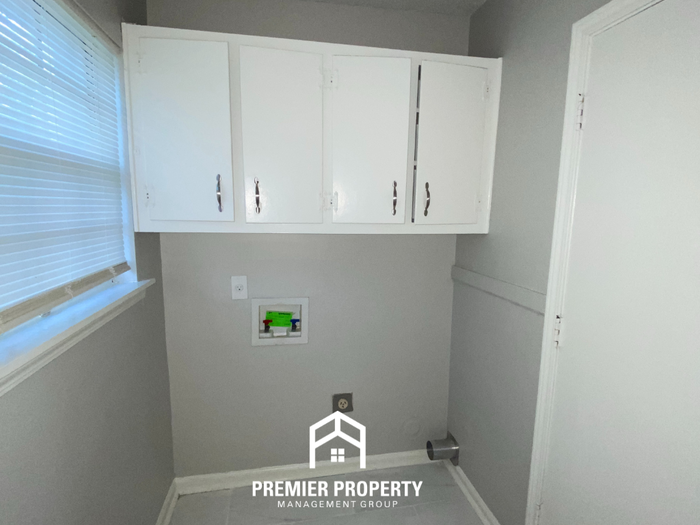 3416 Northmoor Ave - Photo 6 of 15