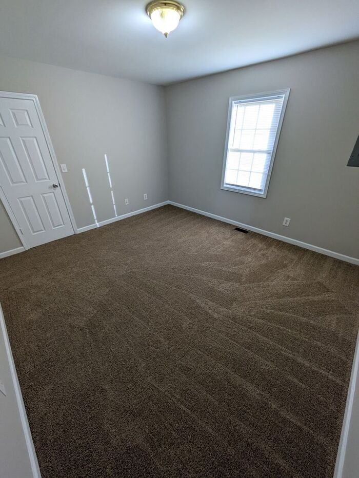 117 20th St Se - Photo 5 of 8