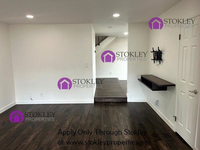 2250 Gladwin Dr - Photo 7 of 28