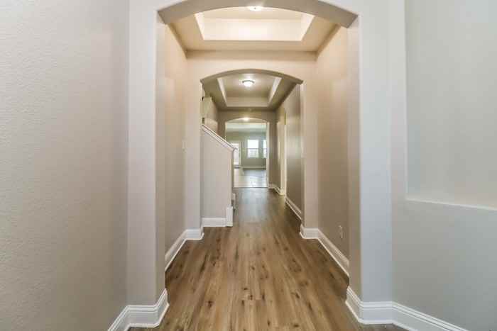 236 Carson Dr - Photo 4 of 16