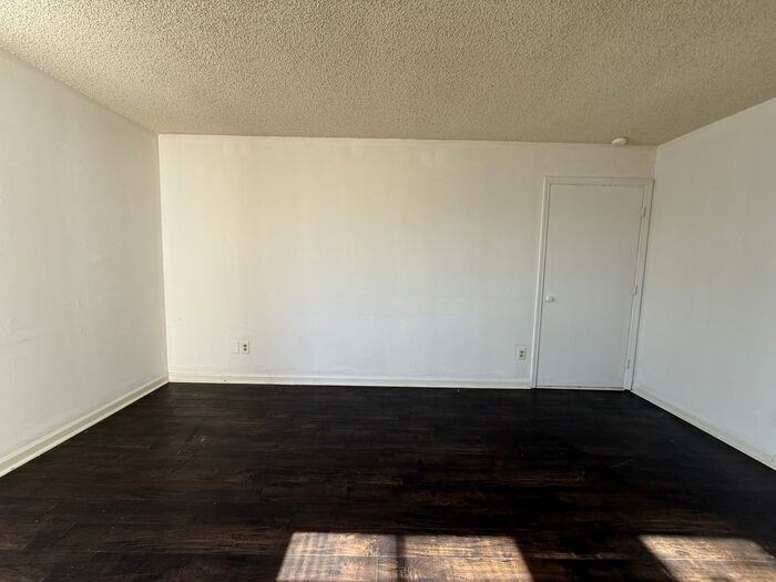 711 Eric Dr - Photo 3 of 17