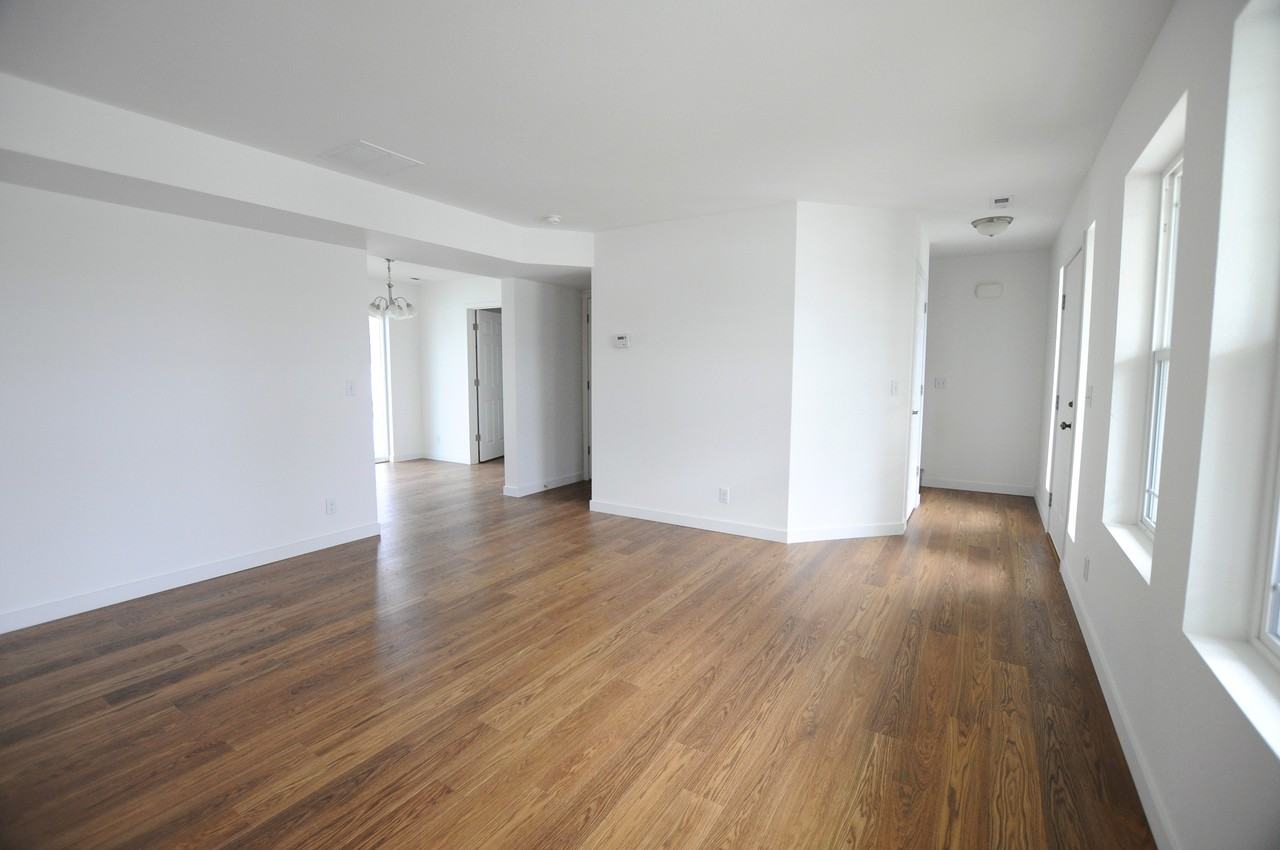 3657 W Pescador Dr #1 - Photo 3 of 11