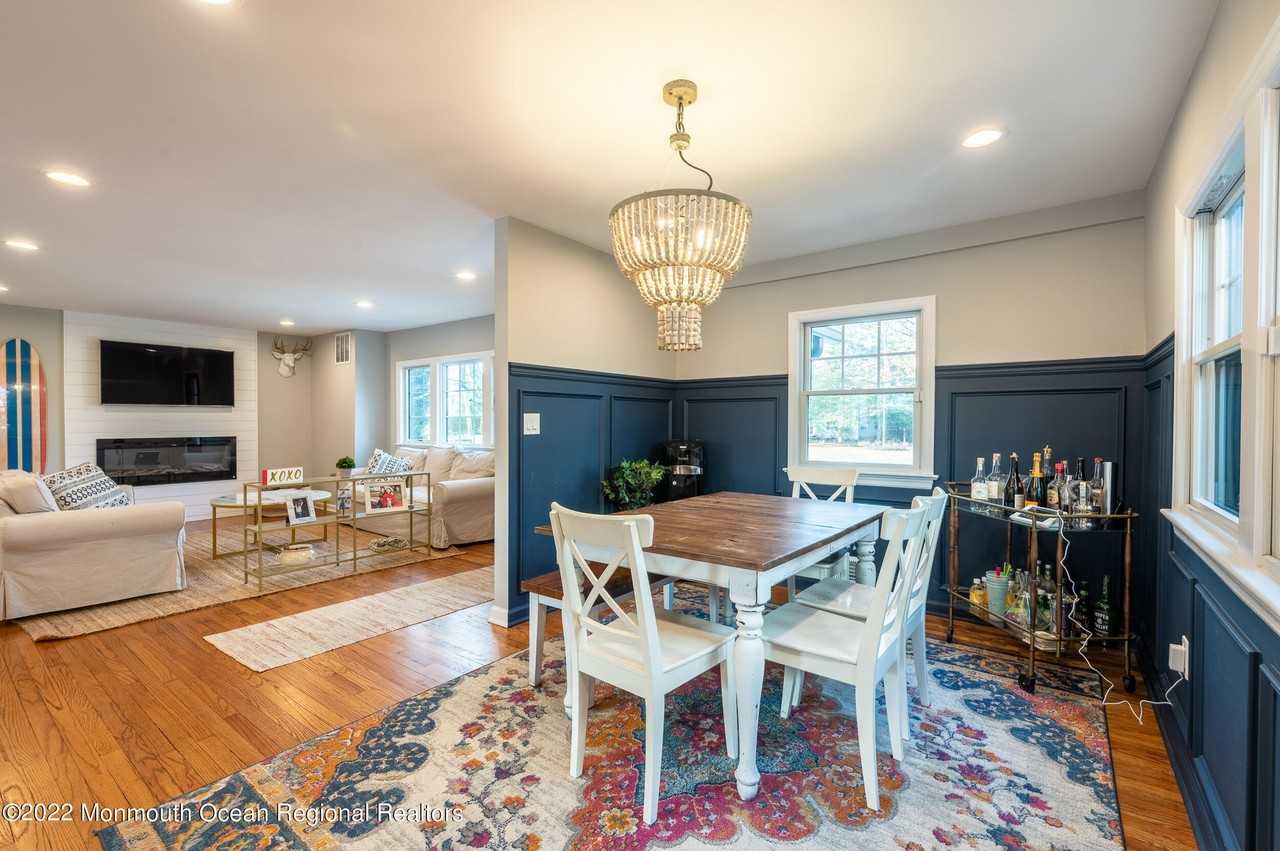 624 Chicago Blvd - Photo 7 of 28