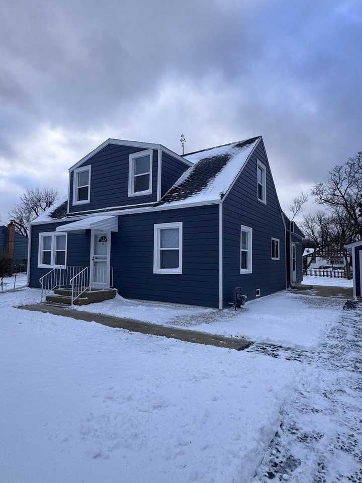 14240 Linder Ave - Photo 2 of 19