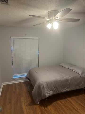 2153 Greenwood Dr - Photo 4 of 8