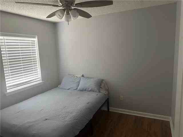 2153 Greenwood Dr - Photo 6 of 8