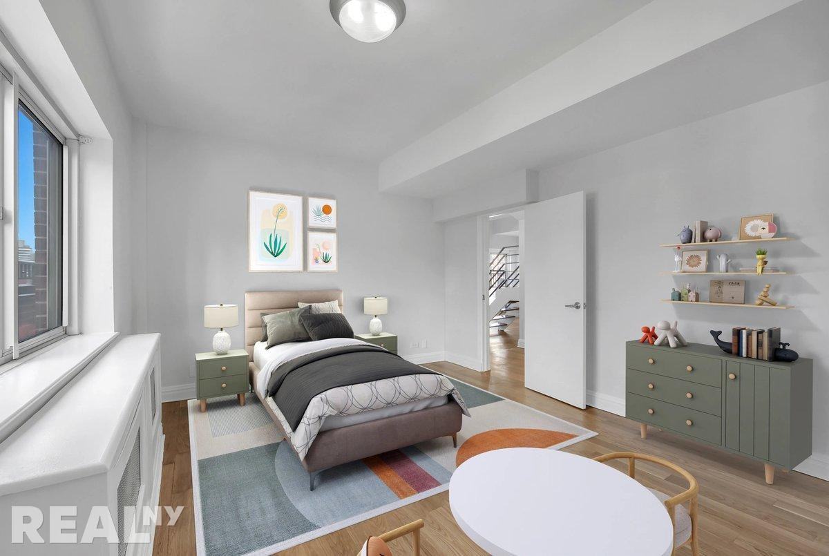 E 65th St #PHB - Photo 7 of 13