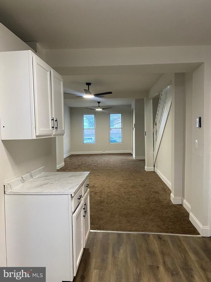 724 E 35th St - Photo 7 of 13