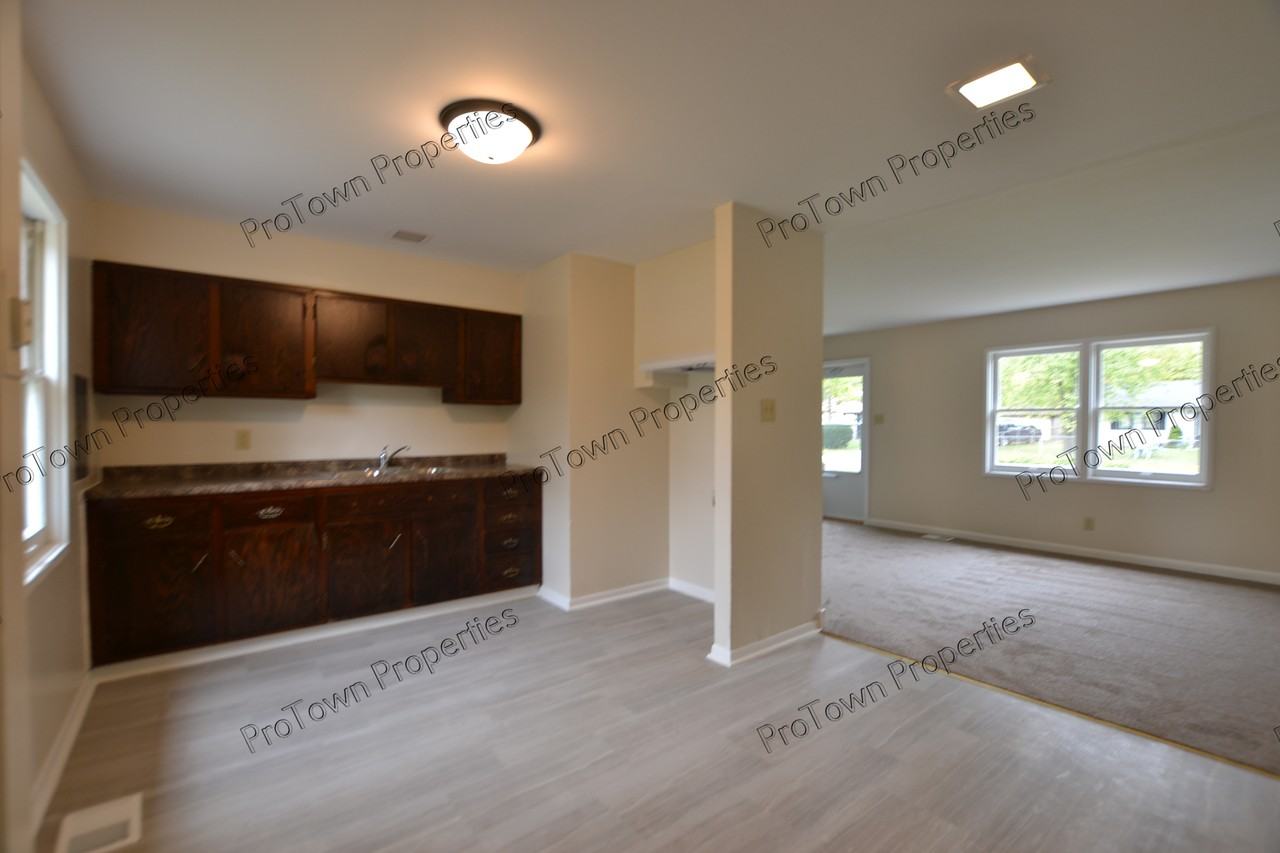 201 Luana Road - Photo 4 of 6