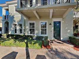 featured image of 716 Nw 83rd Pl