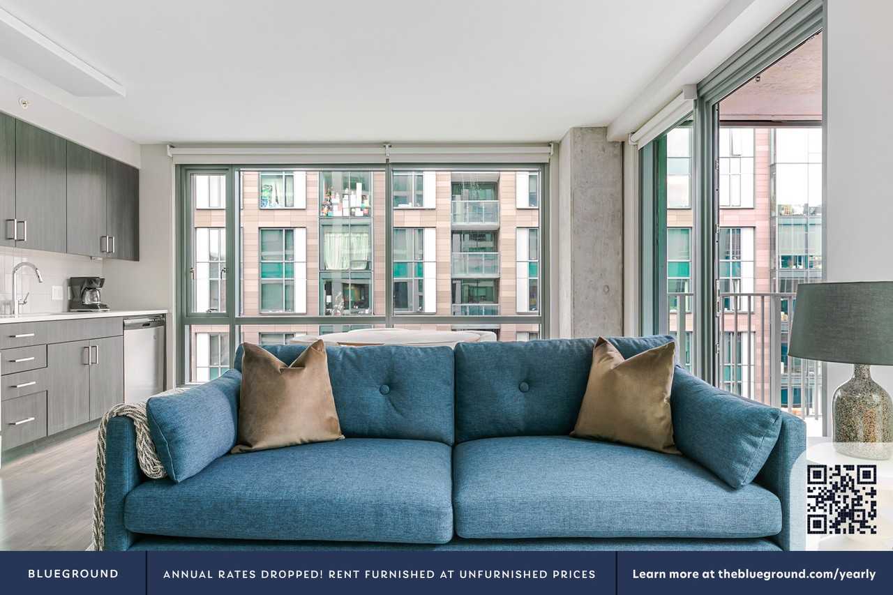 101 Polk St #2103 - Photo 4 of 37