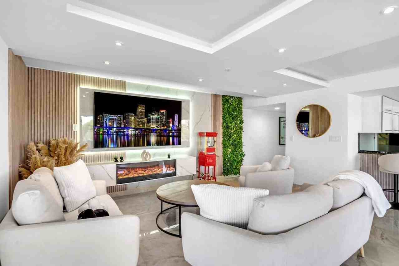 468 Golden Isles Dr #1372349P - Photo 2 of 50