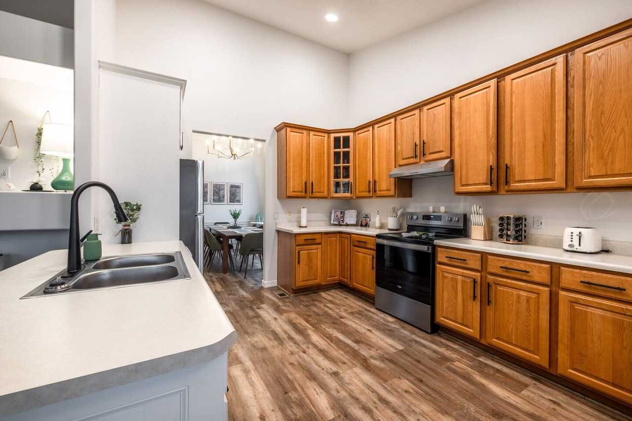 1267 E Hickenlooper Way #1375929P - Photo 6 of 50