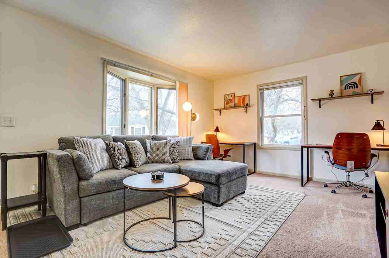 5123 University Ave #1377402P - Photo 3 of 20