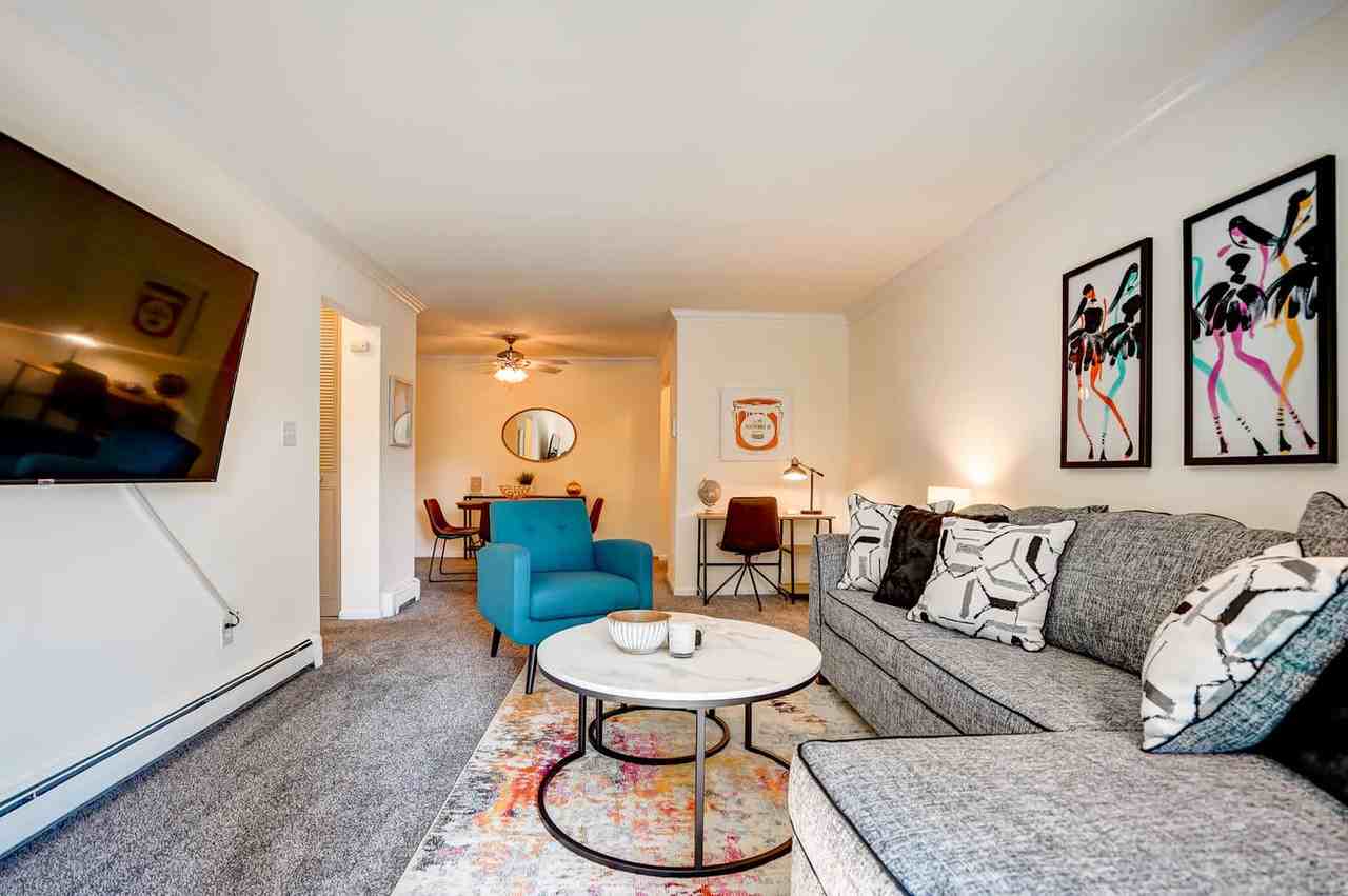 3367 S 100th St #1377391P - Photo 4 of 26