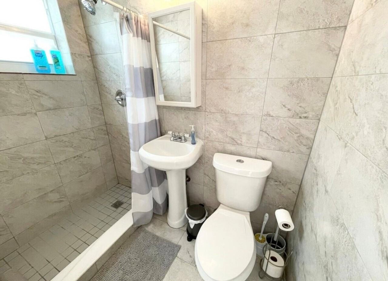 289 Nw 34th Ter #1378980P - Photo 5 of 12