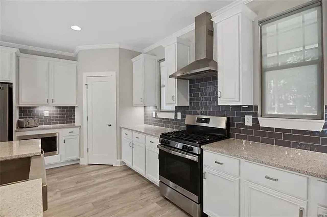 5259 Cloud St - Photo 7 of 20