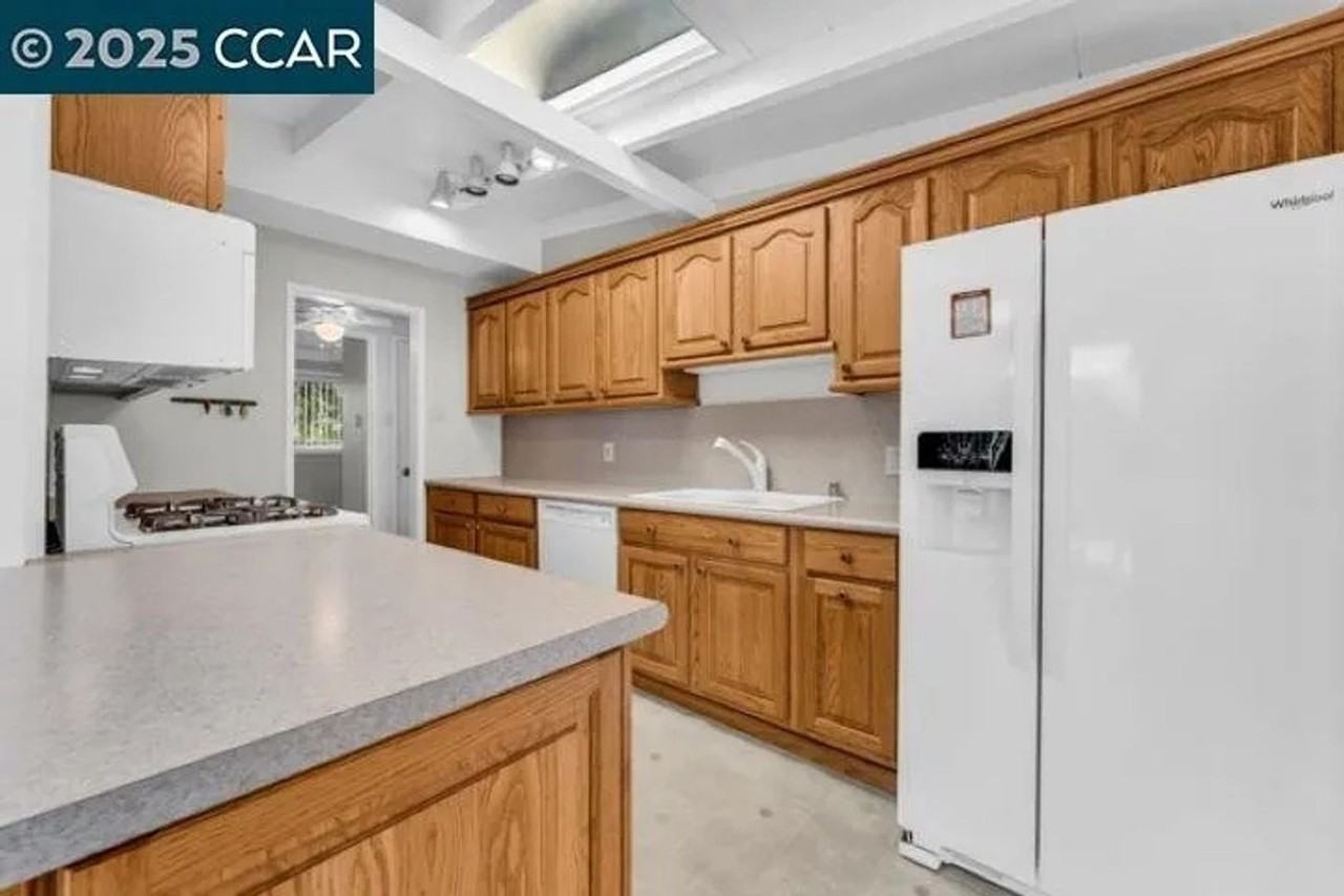 104 Los Altos Pl - Photo 3 of 11