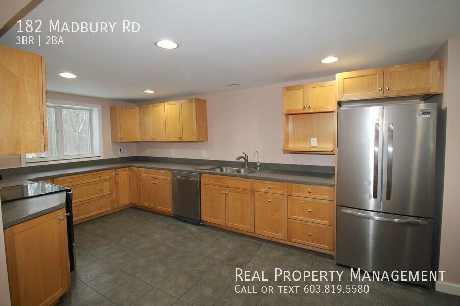 182 Madbury Rd - Photo 3 of 25