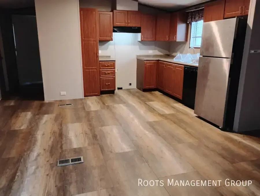 11 Riviera Courts Dr #11 - Photo 7 of 17