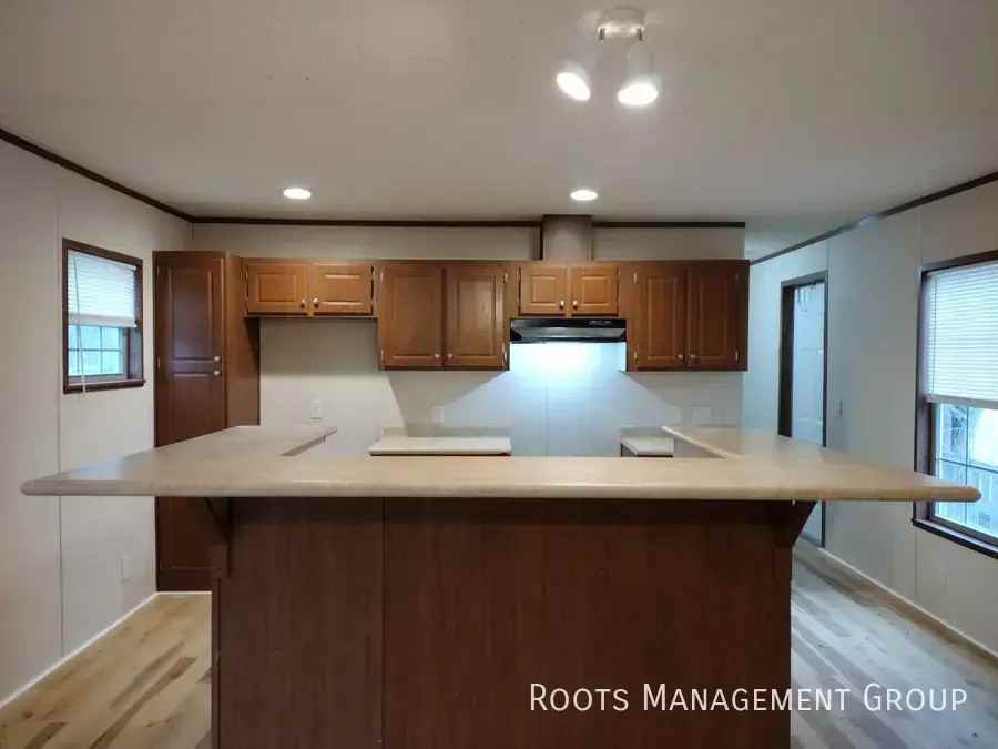 2346 Cascade Ave - Photo 7 of 7