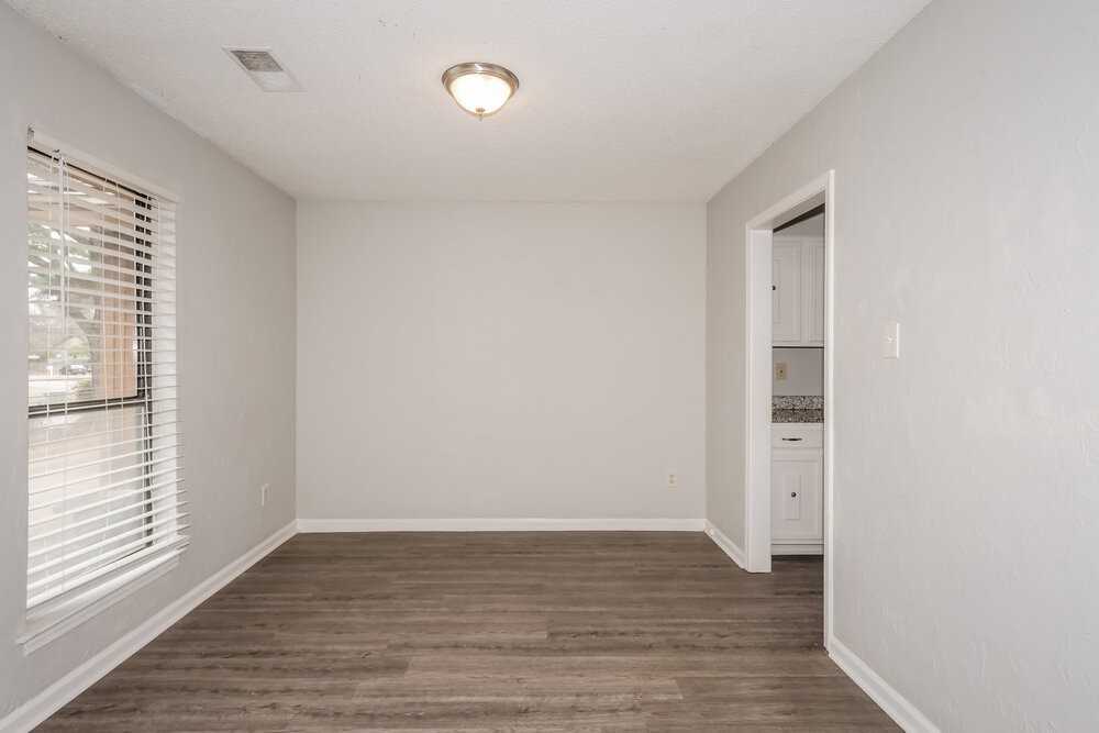 6683 Beaverlodge Dr - Photo 6 of 17