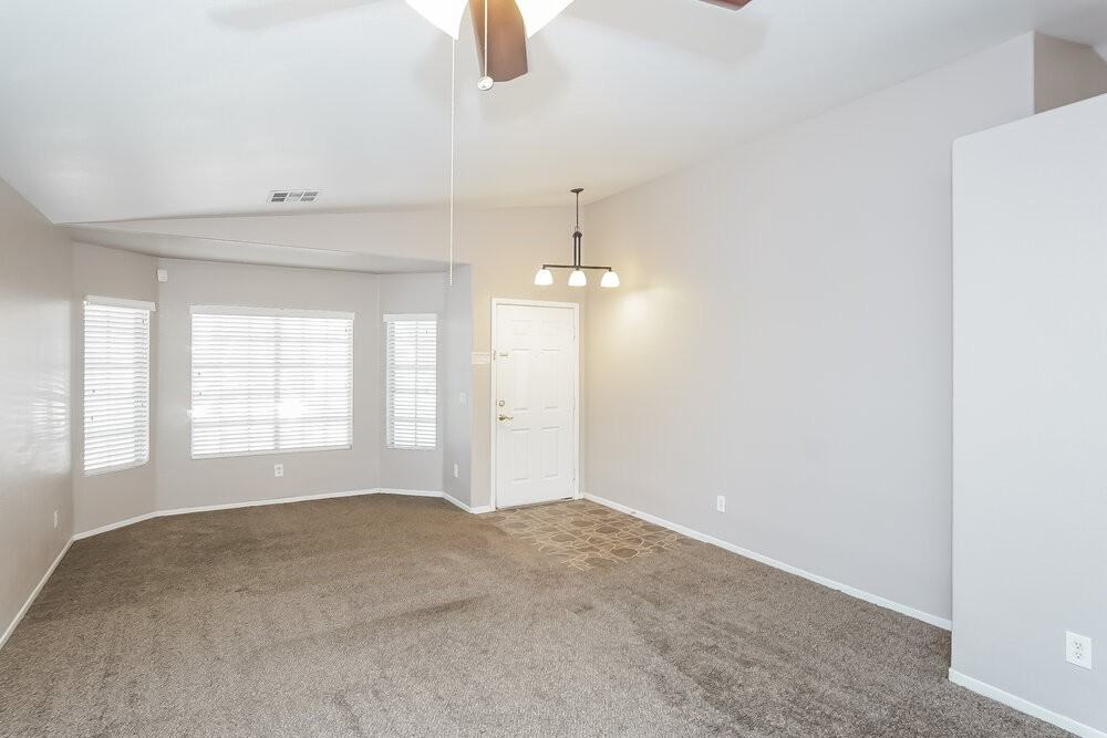 5333 Cool Dawn Ct - Photo 4 of 16