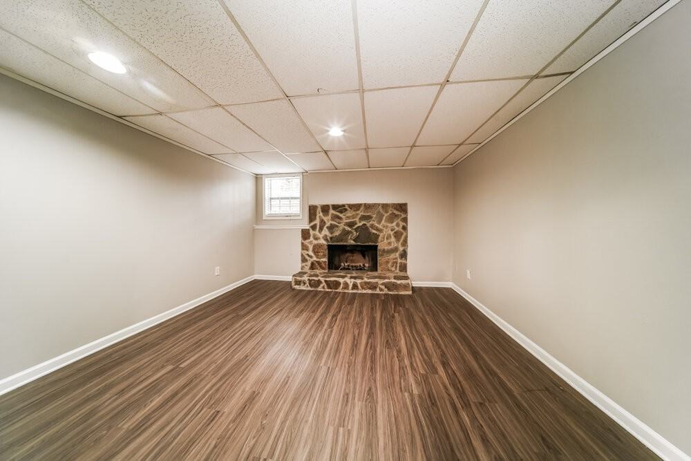 2232 Doral Ct Sw - Photo 4 of 17