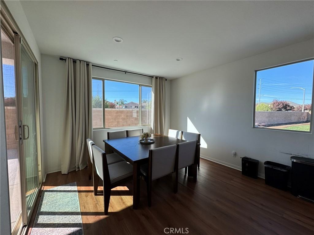 29683 Laurel Ct #29683 - Photo 2 of 19