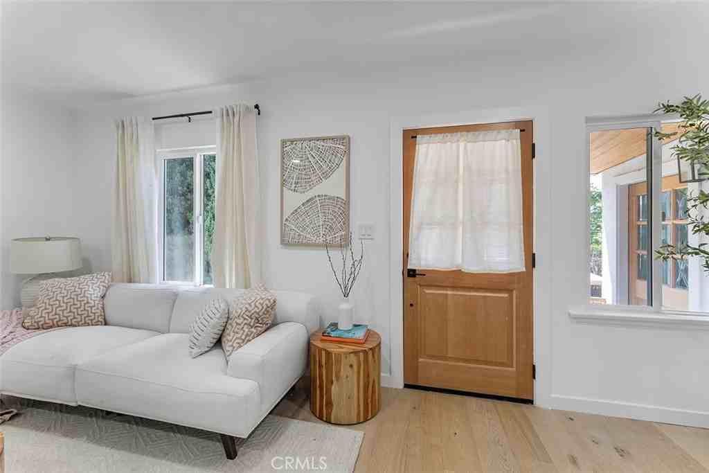 4314 Division St #4314 - Photo 6 of 19