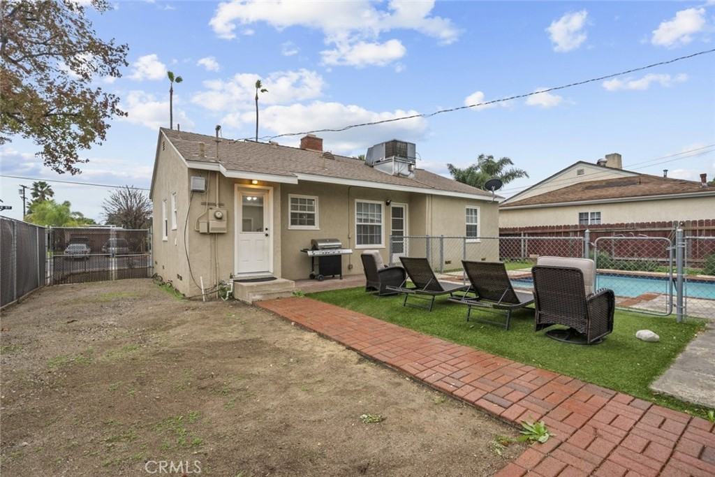 14423 Sayre St #14423 - Photo 7 of 26