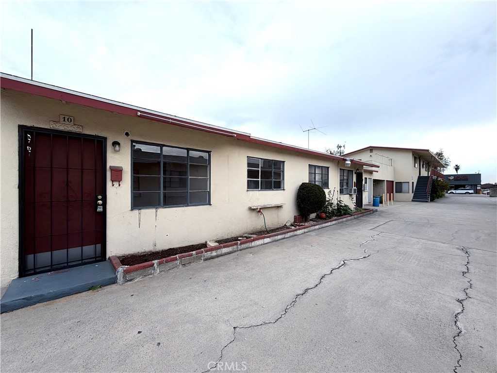 8767 Valley Blvd #8767-10 - Photo 2 of 11