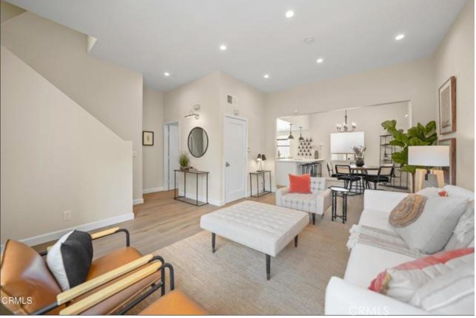 511 S El Molino Ave #511-17 - Photo 5 of 17