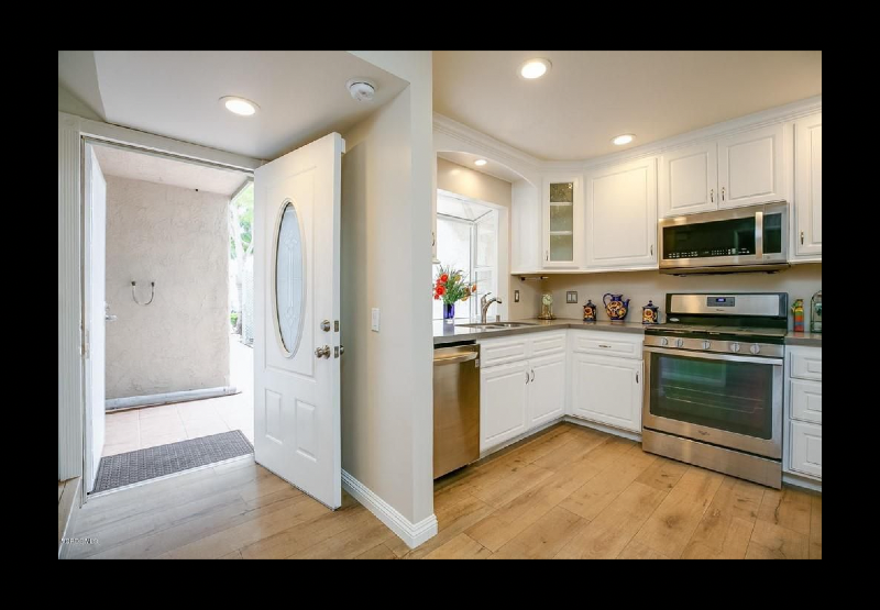 974 Lighthouse Way - Photo 3 of 20