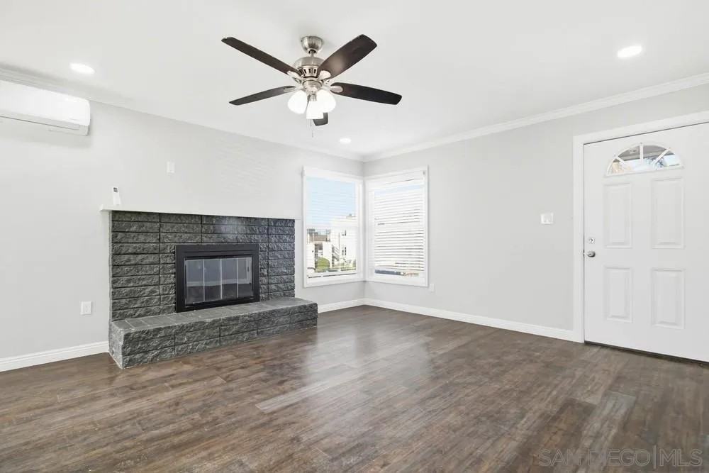 4451 Mentone St #4451 - Photo 2 of 25