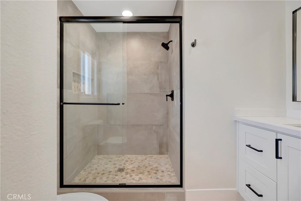 209 13th St #209D - Photo 6 of 46