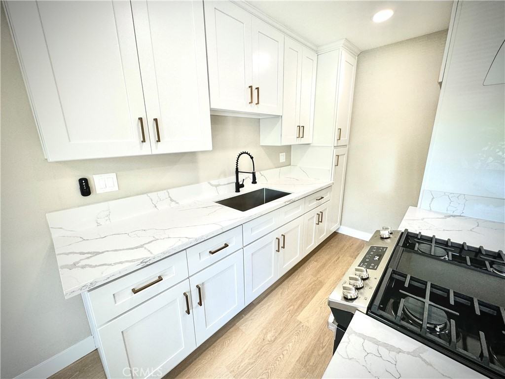 321 N Macneil St #321-5 - Photo 6 of 23