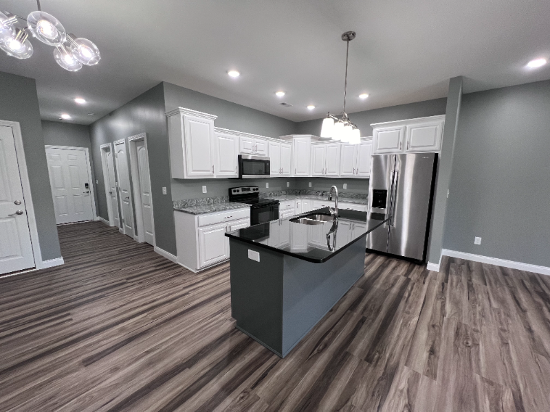 104 Twin Oaks Dr - Photo 4 of 15