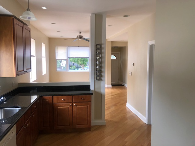 2531 W Charleston St #2ndFL - Photo 2 of 12