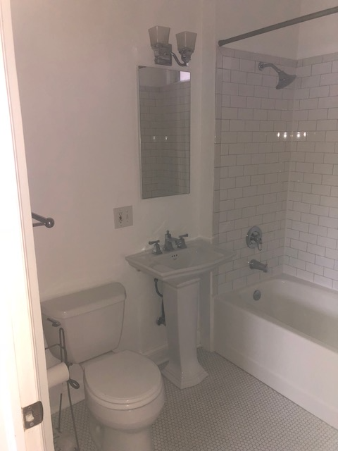 2531 W Charleston St #2ndFL - Photo 6 of 12