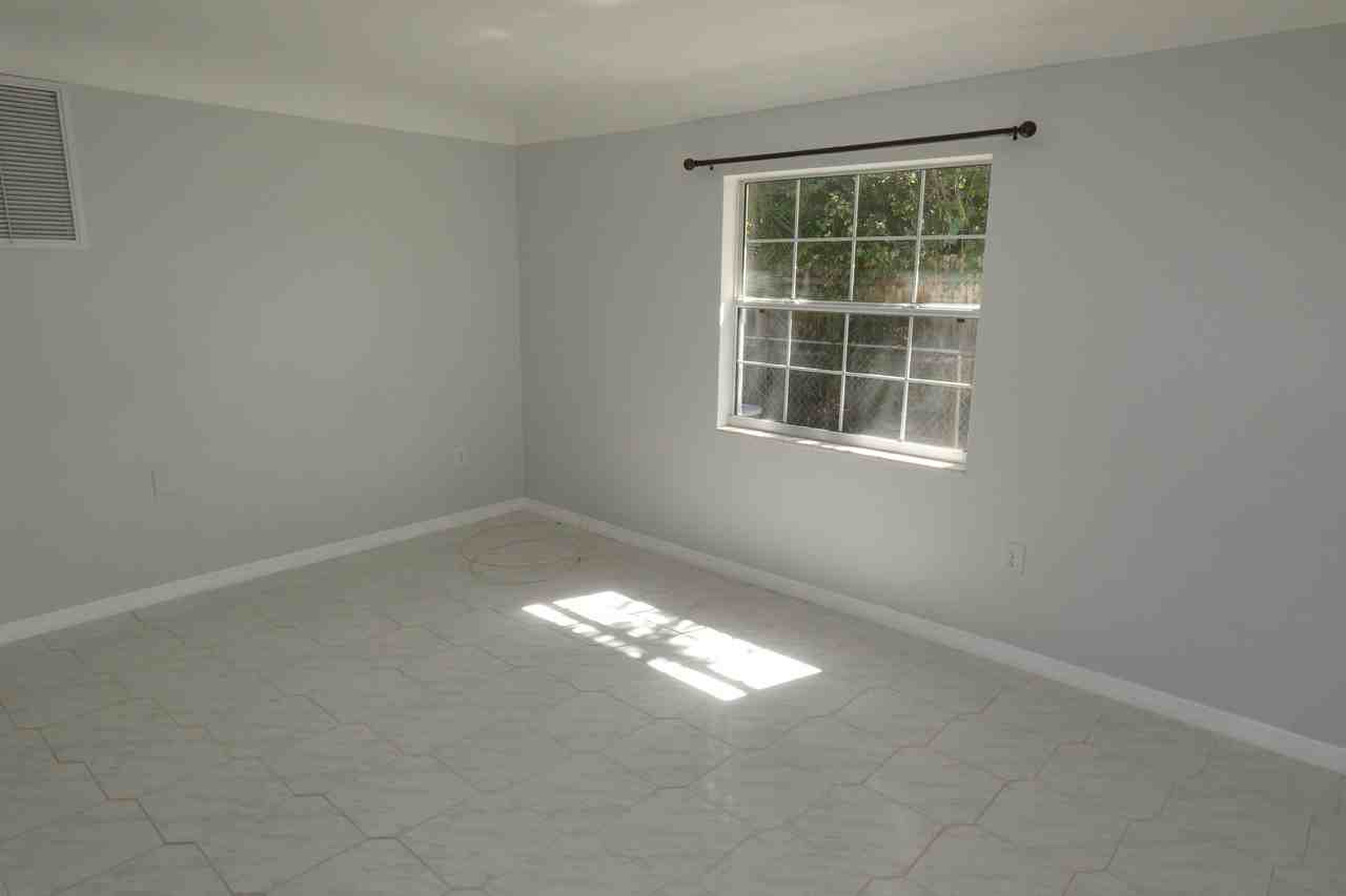 4955 16th Avenue North - Photo 3 of 21