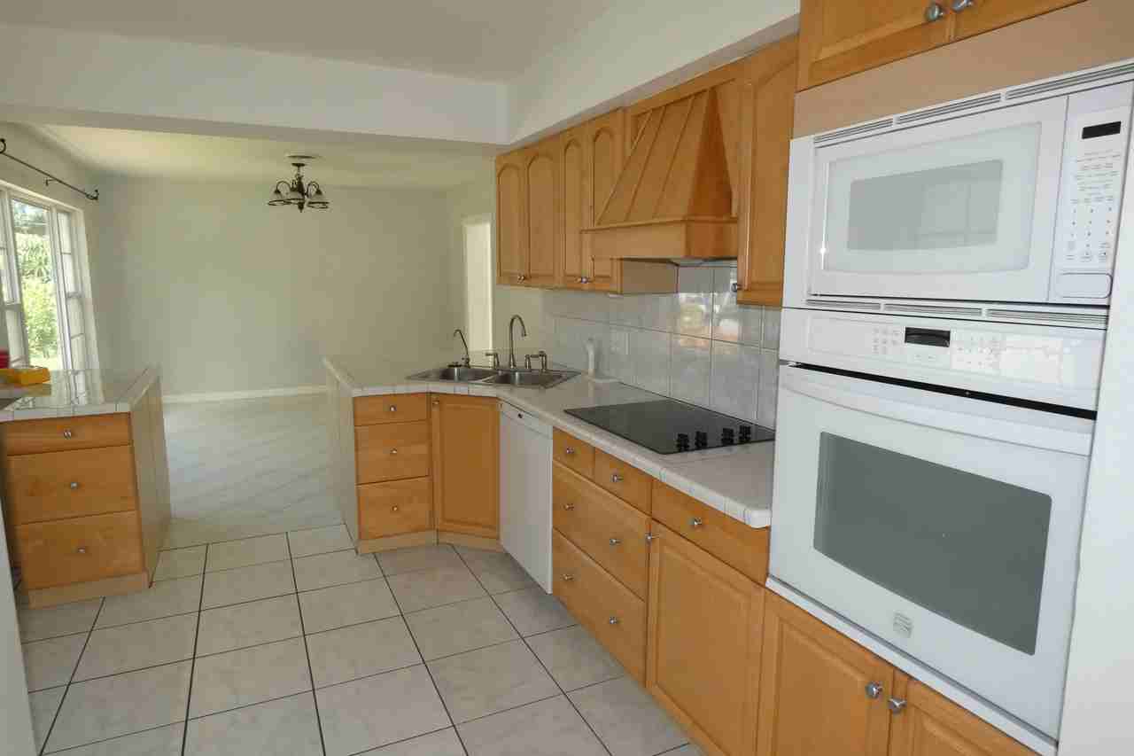 4955 16th Avenue North - Photo 6 of 21