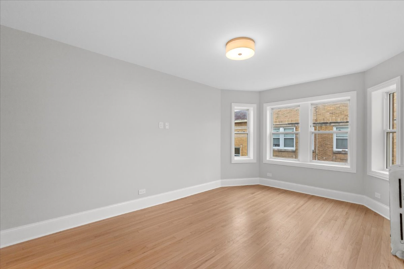 6430 N Richmond St #3 - Photo 7 of 14