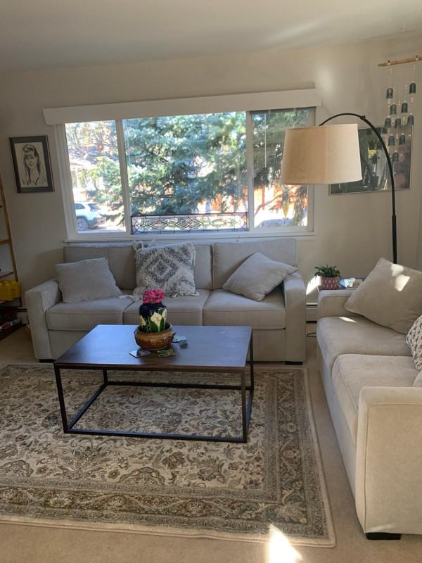 2240 Hillsdale Cir - Photo 2 of 20