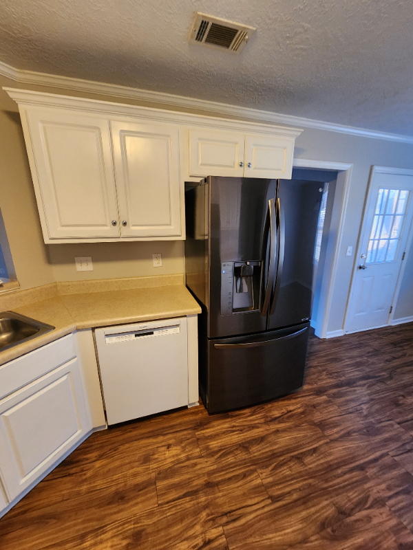 713 Cannock Loop - Photo 7 of 31