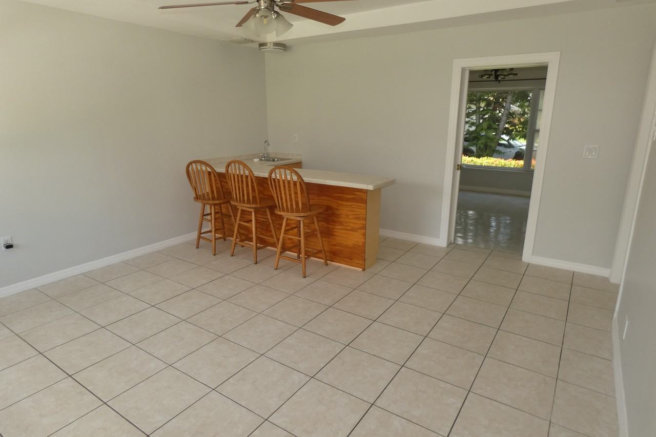 4955 16th Avenue North - Photo 5 of 21