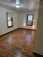 featured image of 1019 E 8th St #1019