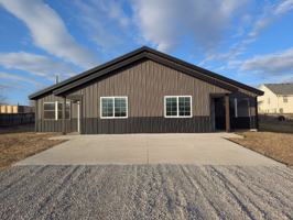 featured image of 597 Se 110th Rd #2