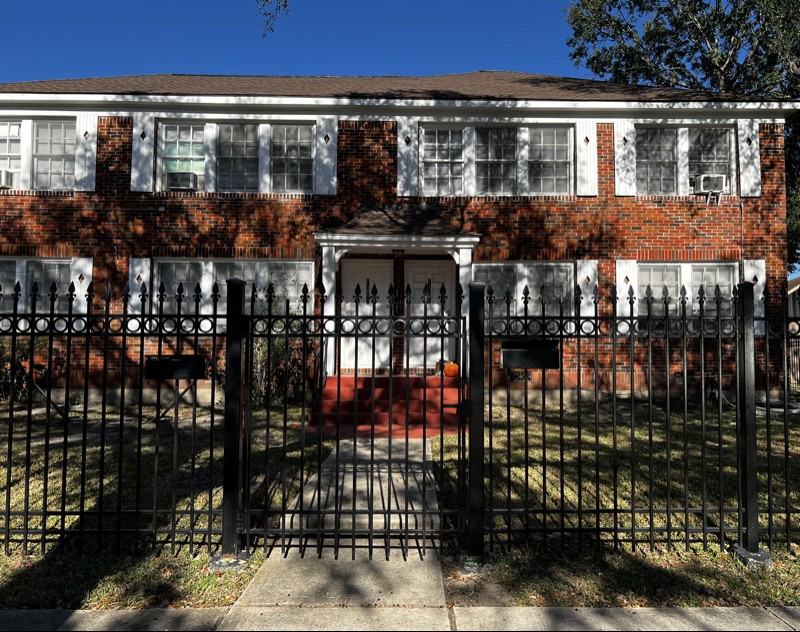 1403 Godwin St #1403 - Photo 2 of 18