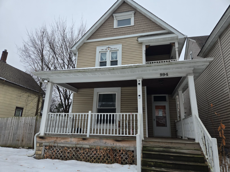 994 Reaney Ave - Photo 2 of 12